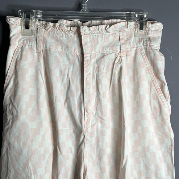 BP Pink and White Checkered High Waisted Cargo Pants Size Small - Picture 2 of 11